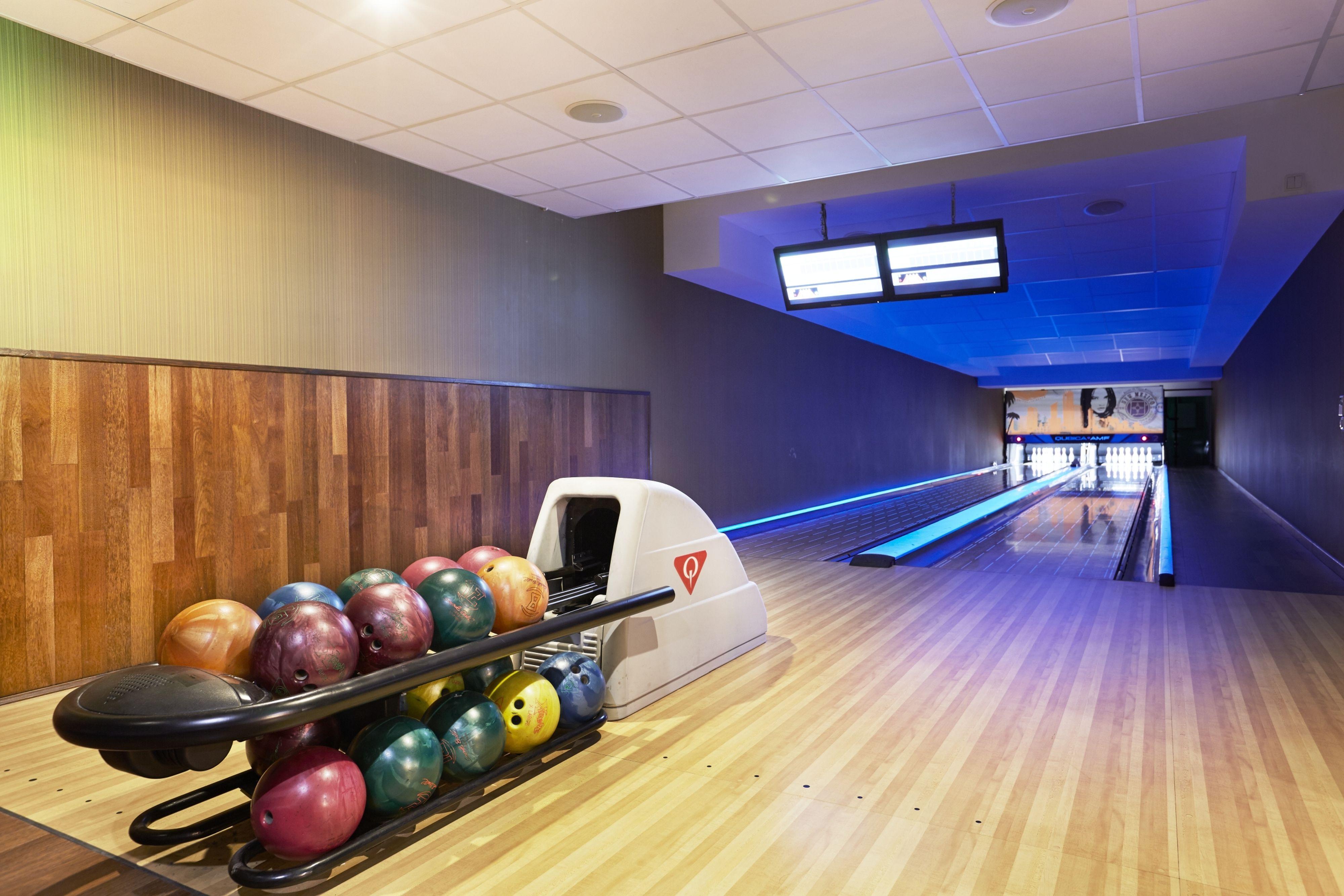 Marine Hotel By Zdrojowa Kołobrzeg Exterior foto Bowling at the Student Union