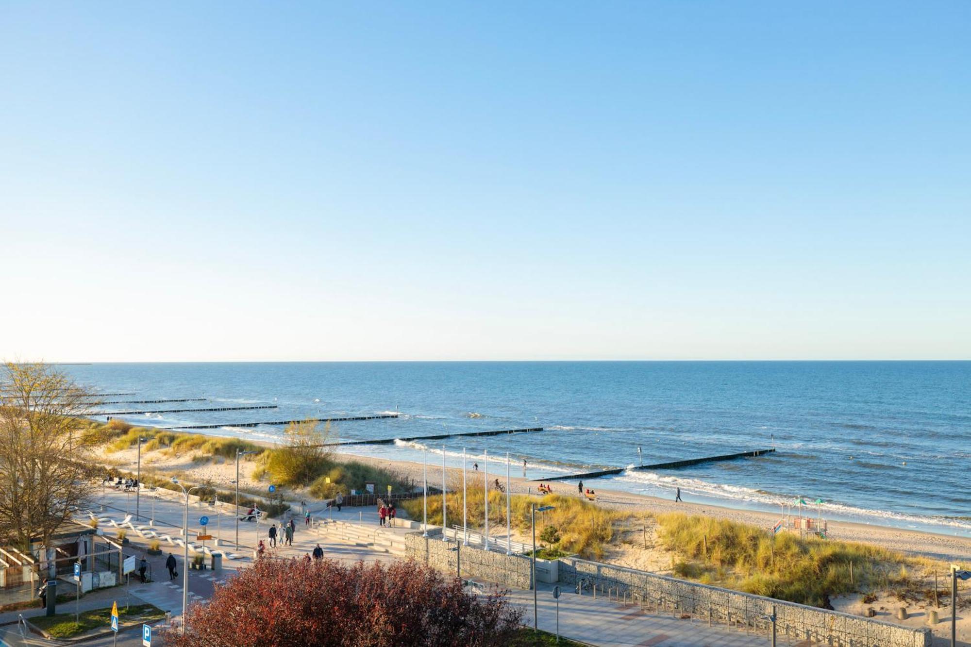 Marine Hotel By Zdrojowa Kołobrzeg Exterior foto Baltic Sea at Pärnu beach